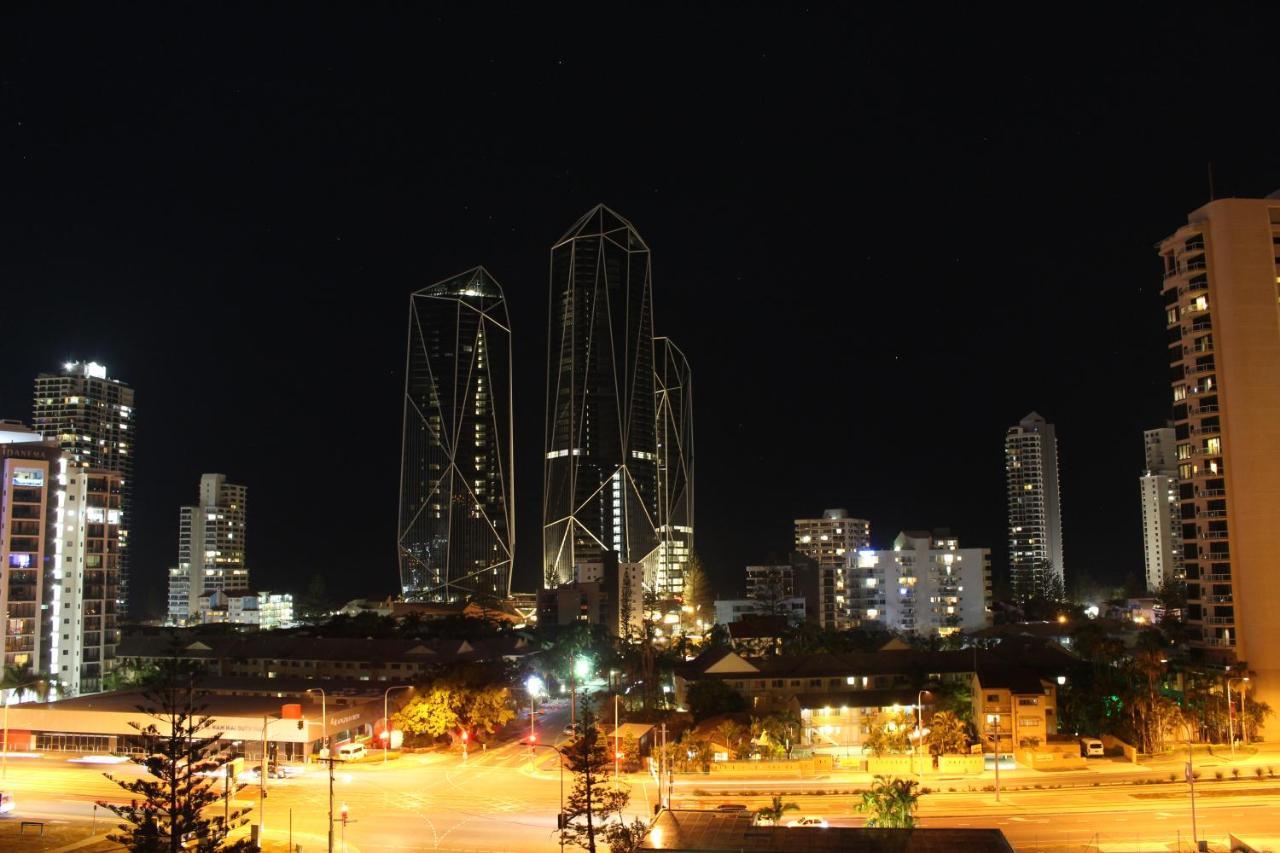 Serenity Surfers Paradise Apartment Gold Coast Exterior photo