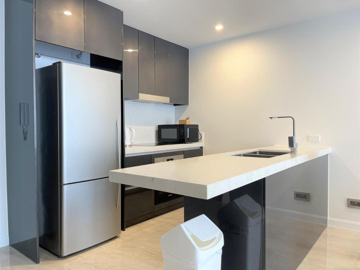 Serenity Surfers Paradise Gold Coast Exterior photo